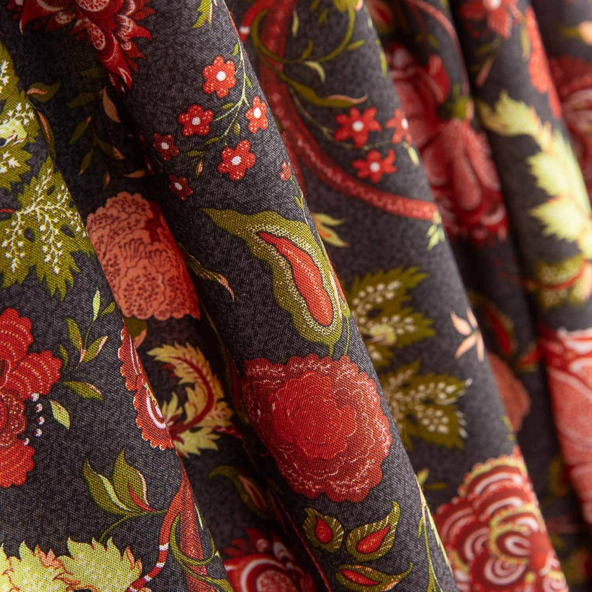 Viscosa Estampada Joispur Negro - Ribes y Casals