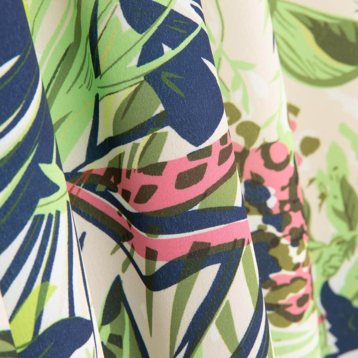 Crêpe Ligero Estampado Floral Neón - Ribes y Casals