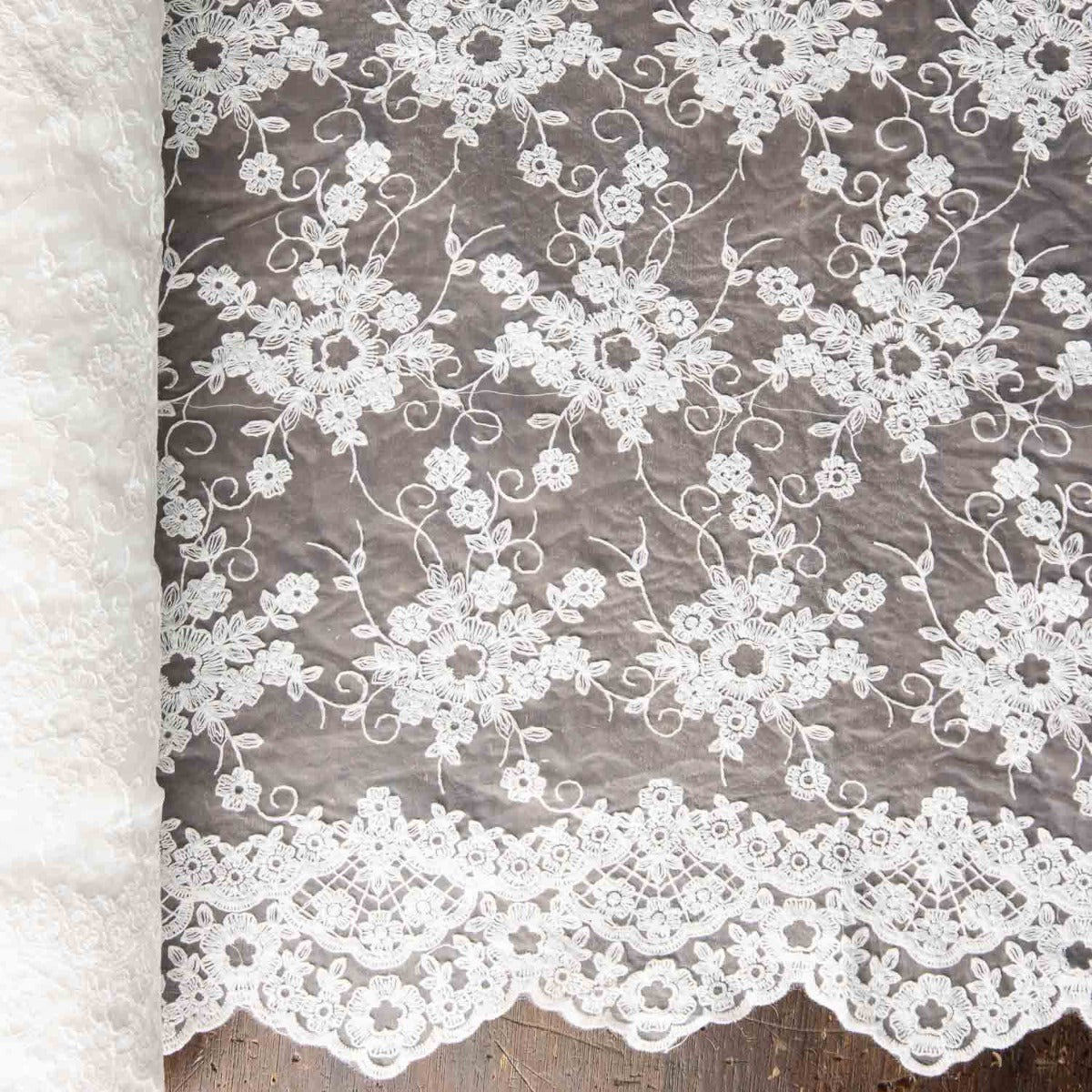 Tul Bordado Floral Alba - Ribes y Casals