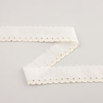 Tira Batista Bordada Crudo Modelo 11788 – 25 mm - Ribes y Casals