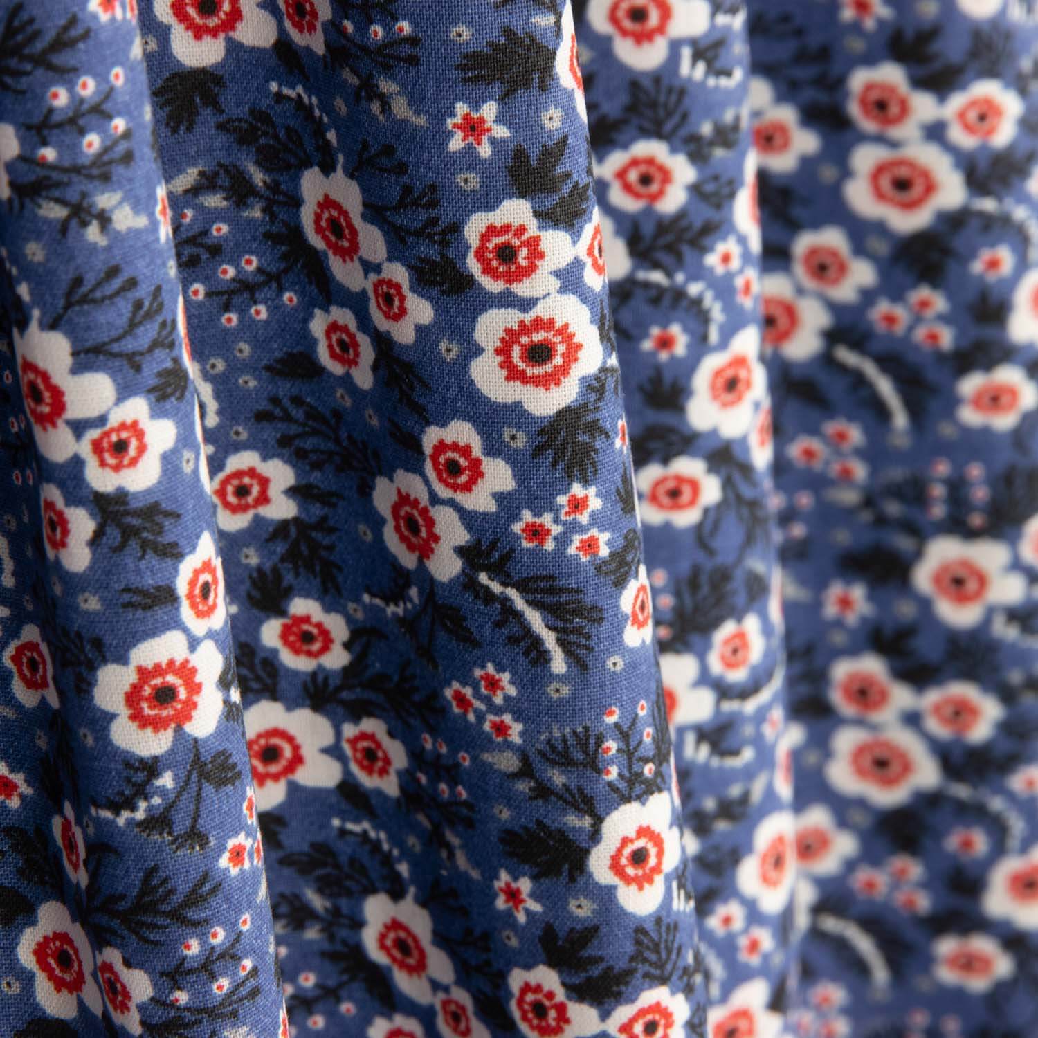 Percal Algodón Estampado Floral Fondo Azul - Ribes y Casals