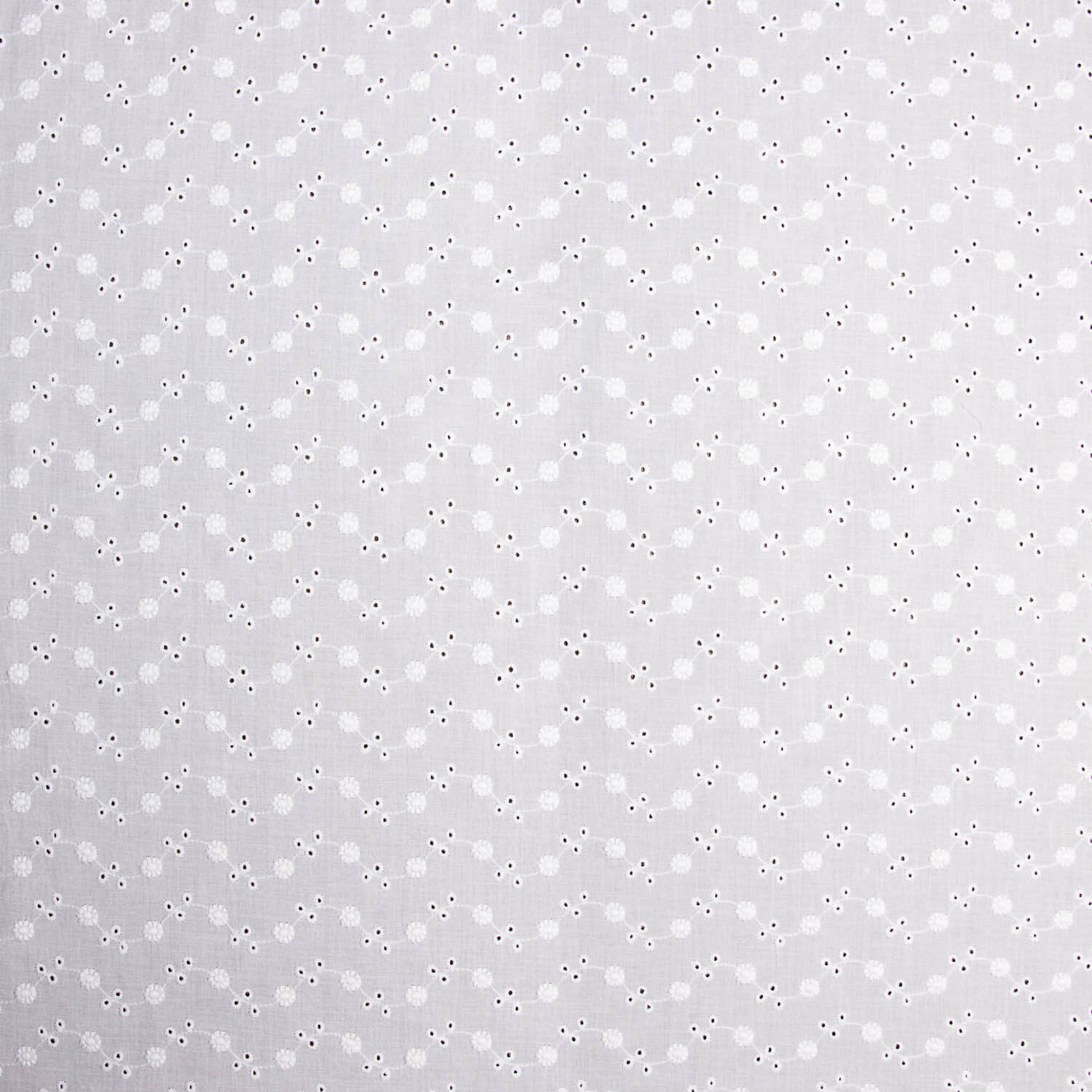 Bordado Suizo Flor Liberty Blanco Natural - Ribes y Casals