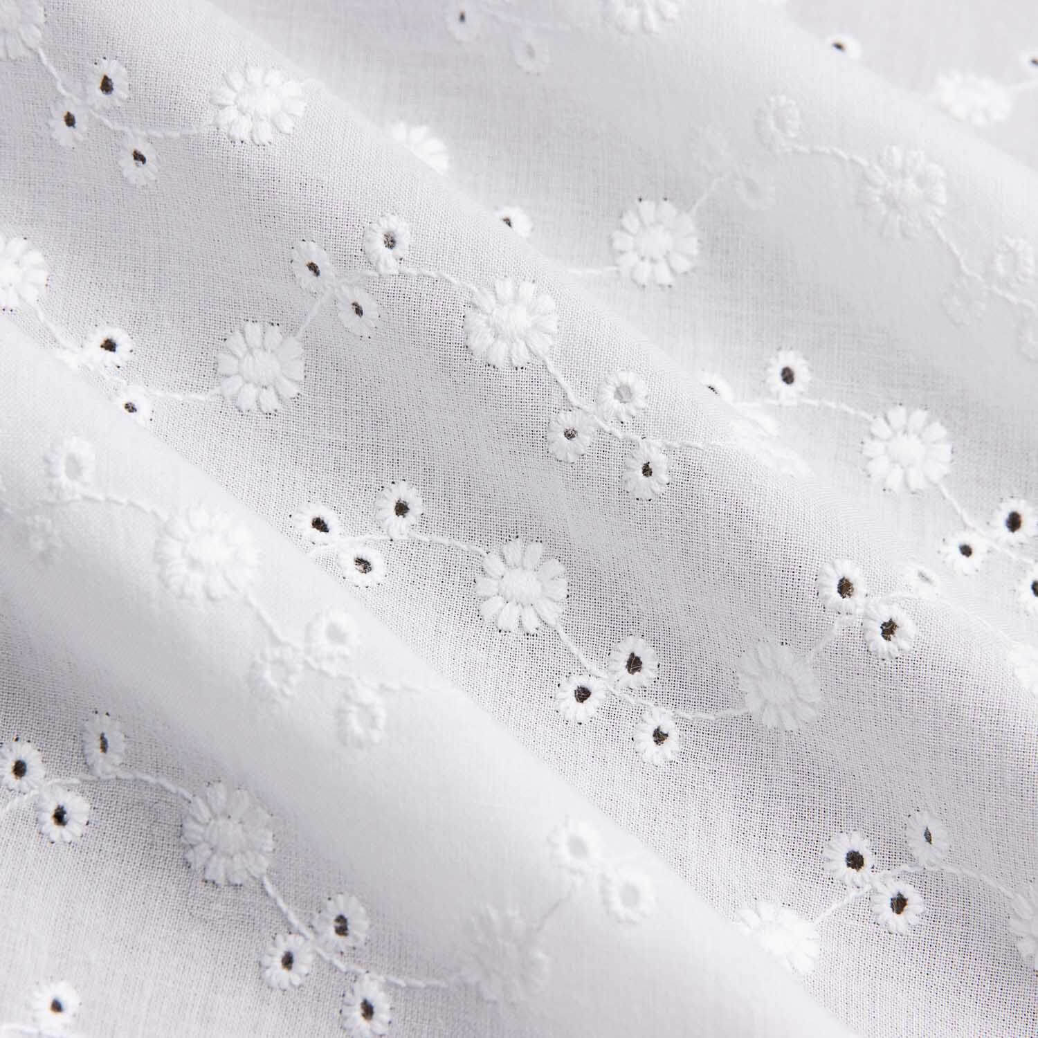 Bordado Suizo Flor Liberty Blanco Natural - Ribes y Casals