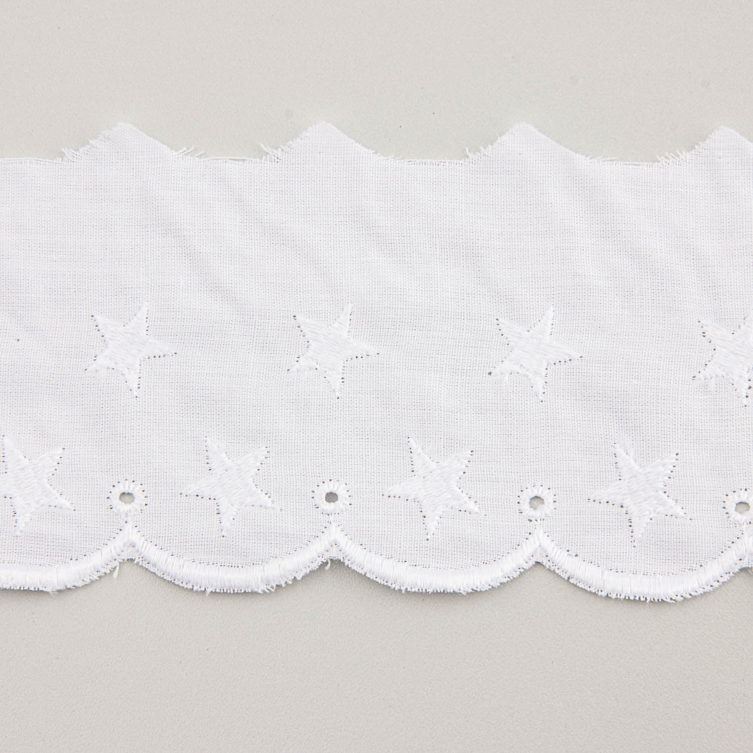 Tira Batista Bordada Blanca Modelo 25019 – 55 mm - Ribes y Casals