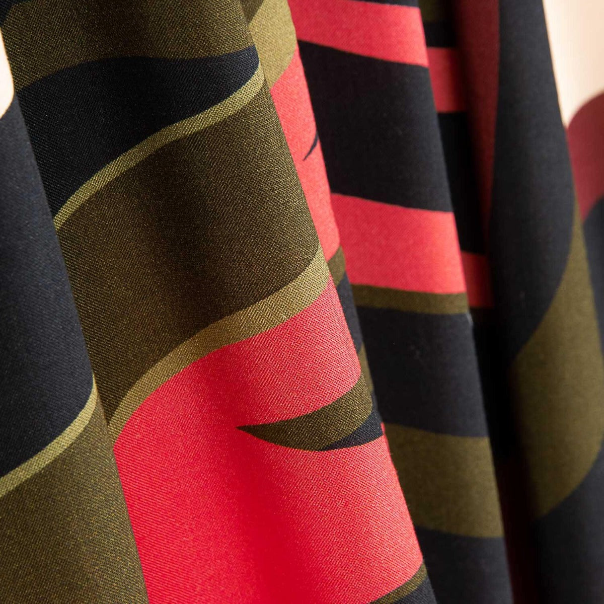 Viscosa Plana Milano Rosado - Ribes y Casals