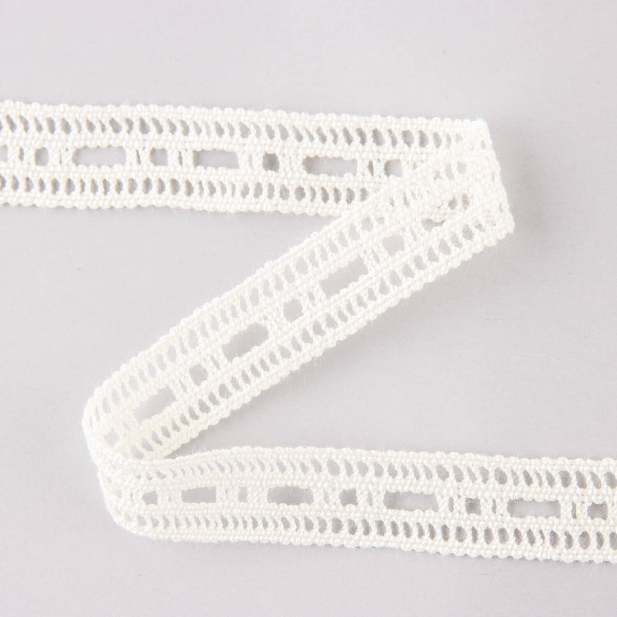 Puntilla 4665 Crudo 18 - Ribes y Casals