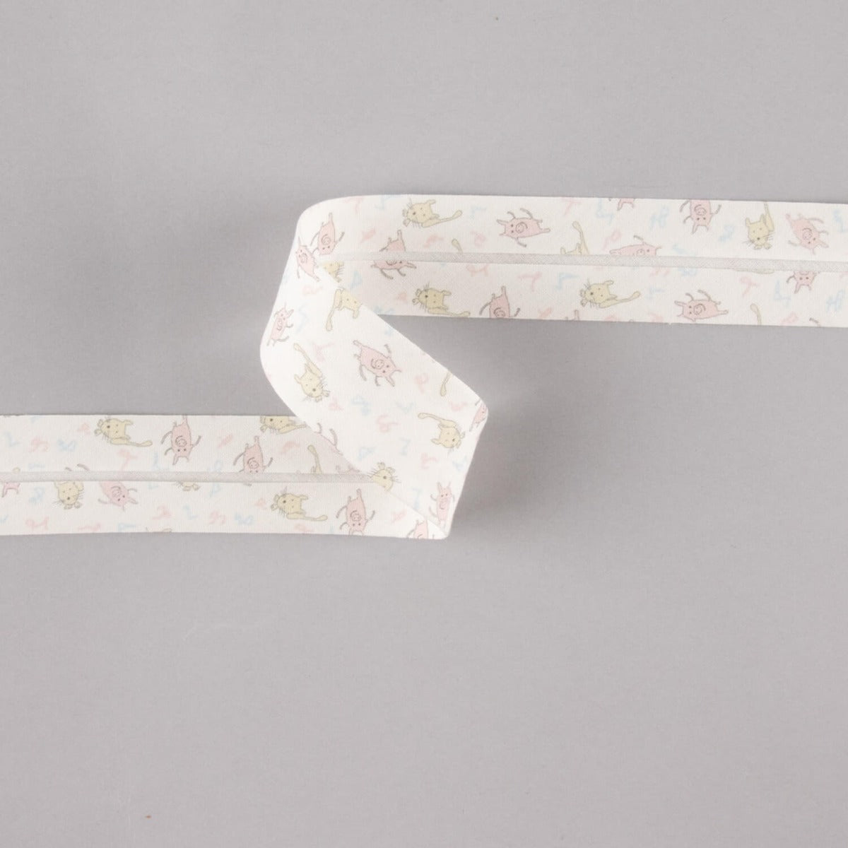 Cinta Bies Cerditos y Gatos Rosa-Crema 30mm - Ribes y Casals