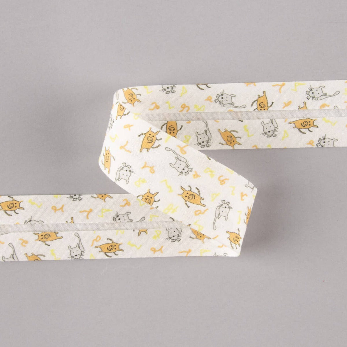 Cinta Bies Cerditos y Gatos Naranja-Gris 30mm - Ribes y Casals