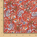 Crepe Satinado Paisley Fuego - Ribes y Casals