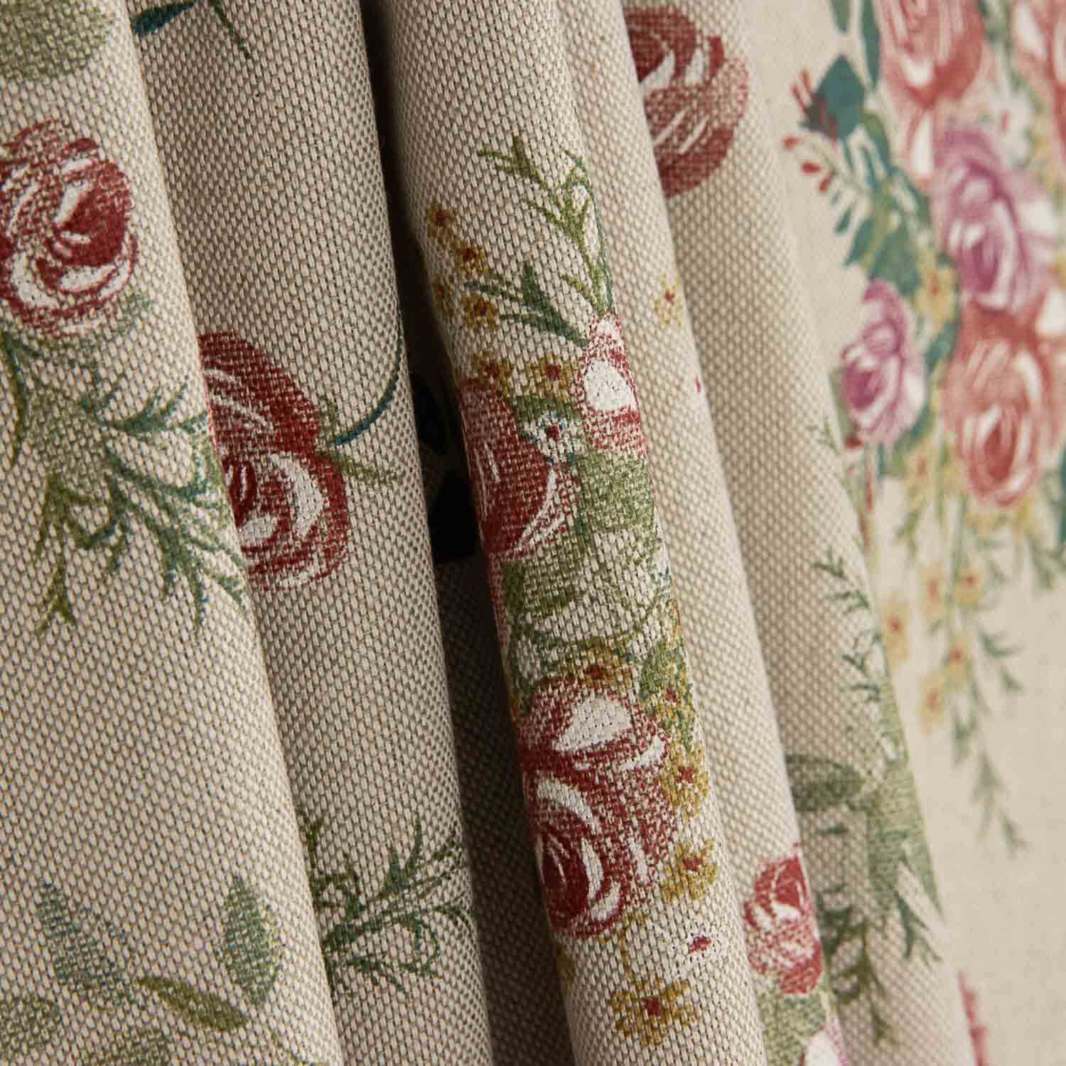Loneta Estampada Floral Romántica sobre Beige - Ribes y Casals