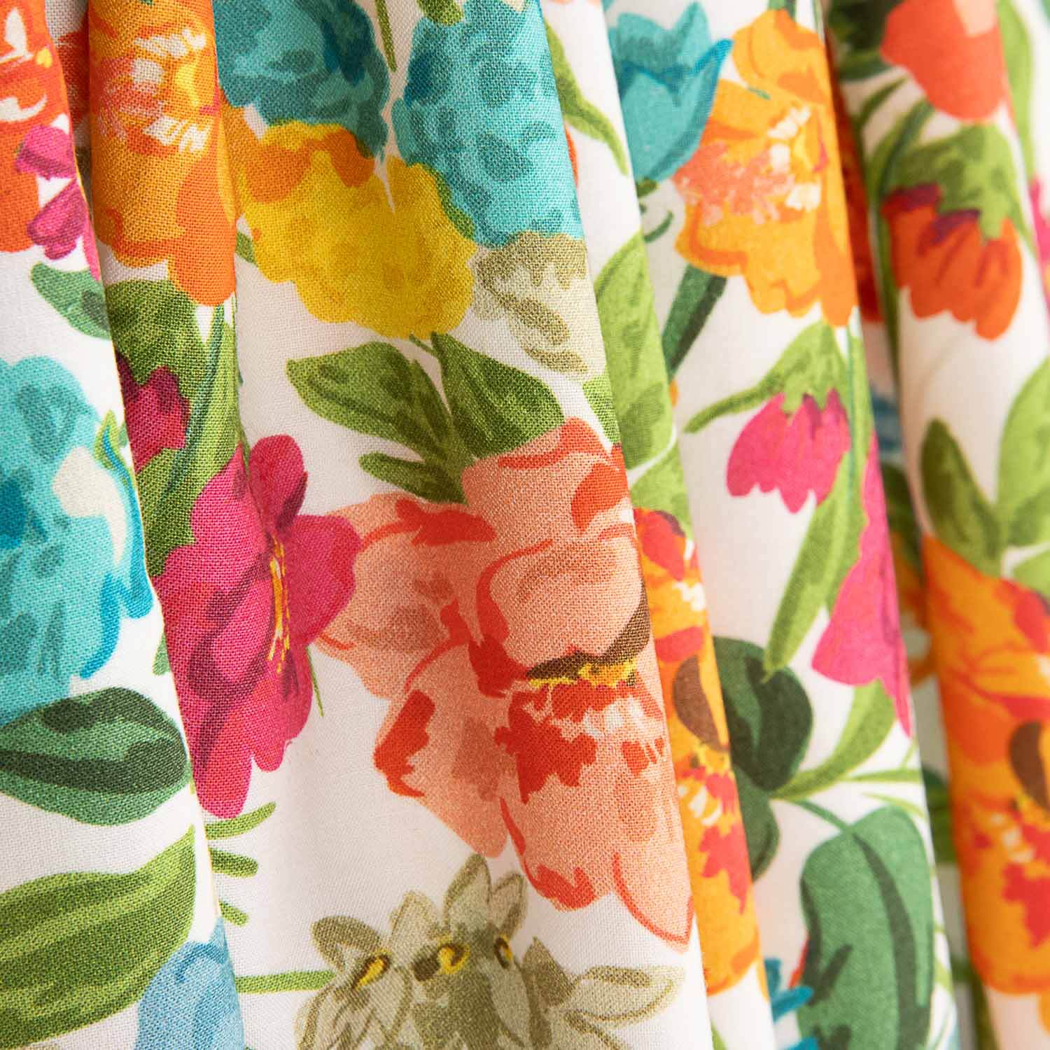 Viscosa Estampada Flores Primavera Luminosa - Ribes y Casals