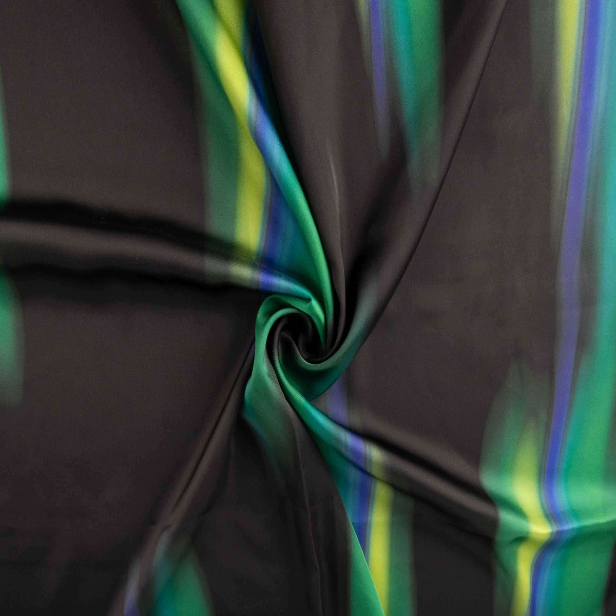 Retal Satén Estampado Temuco Verde 155x140 cm - Ribes y Casals