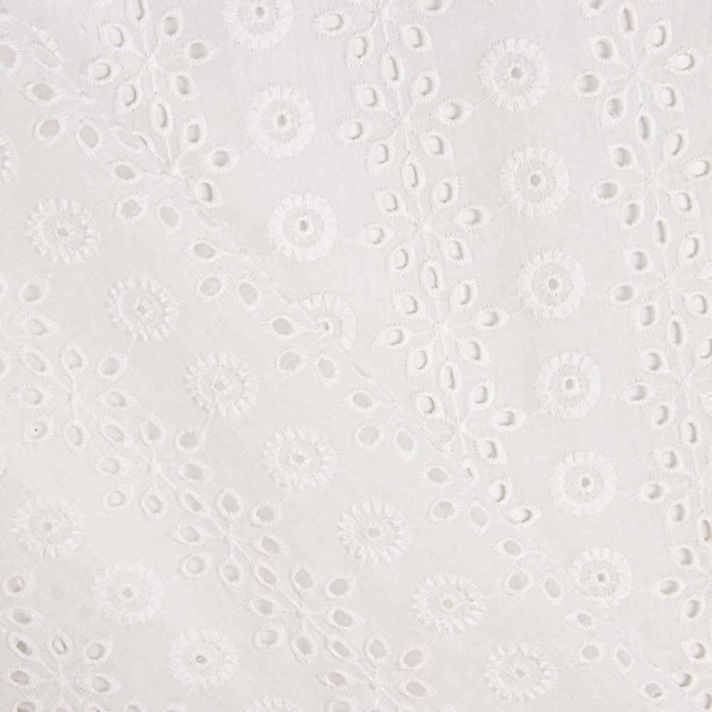 Bordado Suizo Balladera - Ribes y Casals