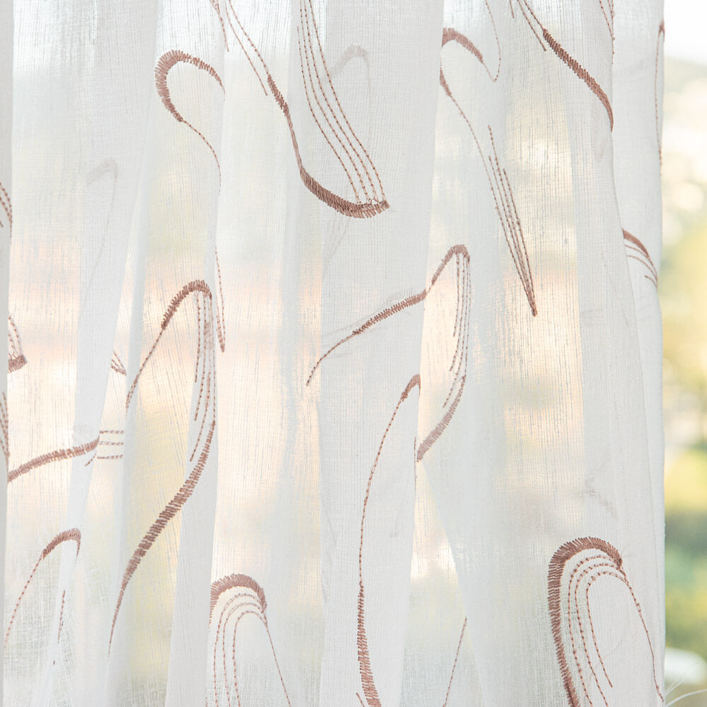 Visillo Bordado Pluma Rosa - Ribes y Casals