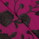 Mantón Bordado Negro Tencel Fresa - Ribes y Casals