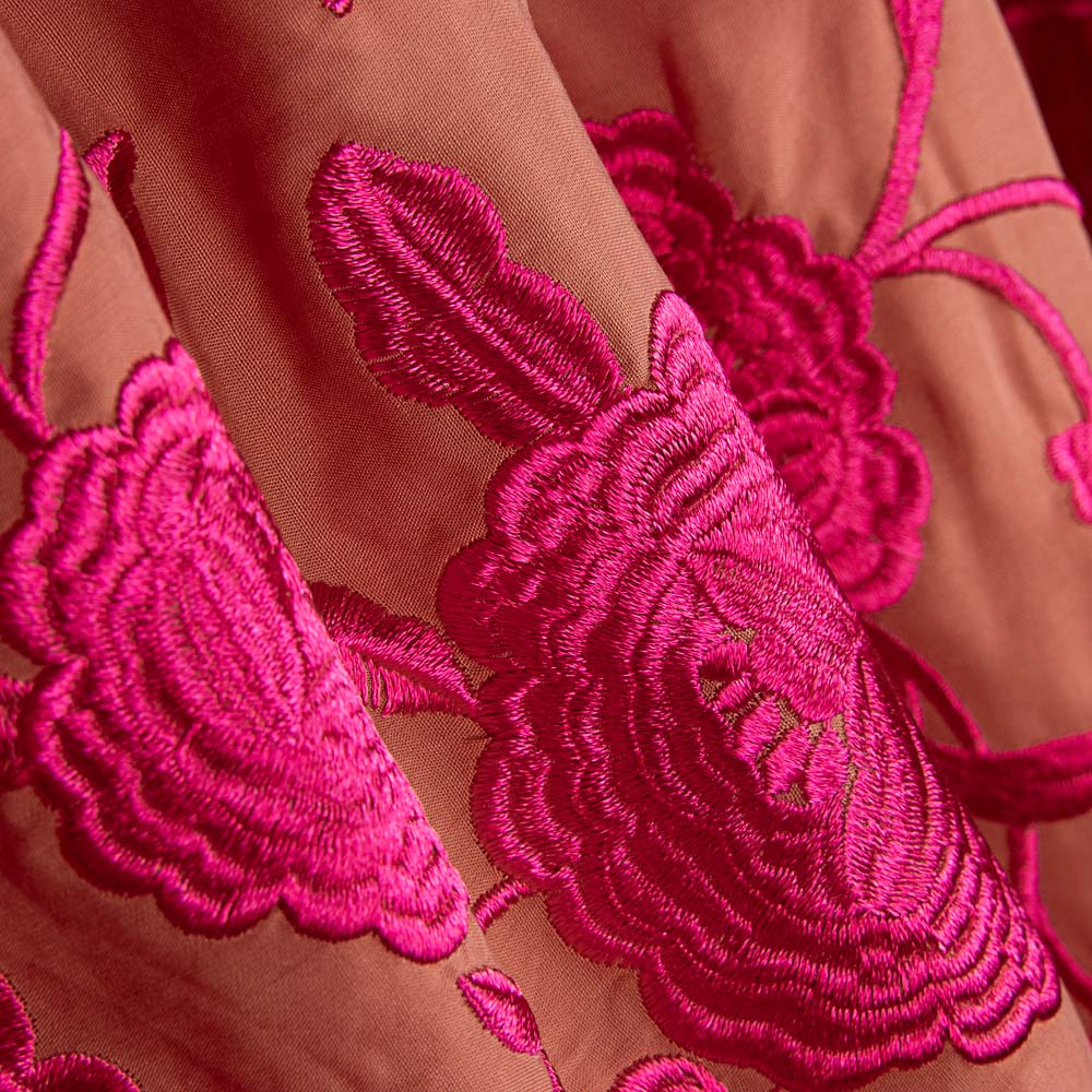 Mantón Bordado Fucsia Tencel Coral - Ribes y Casals