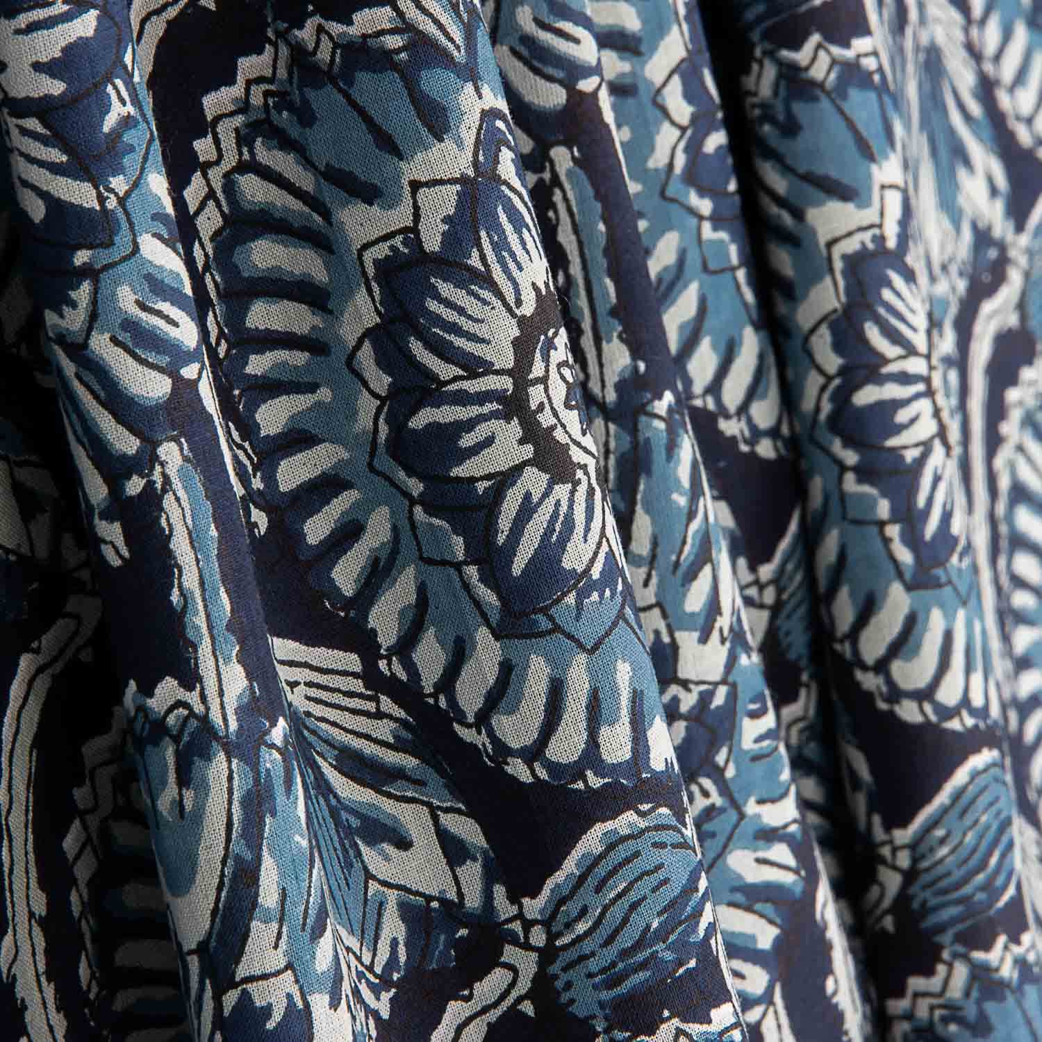 Voile Algodón Estampado Flor Índigo Nocturno - Ribes y Casals