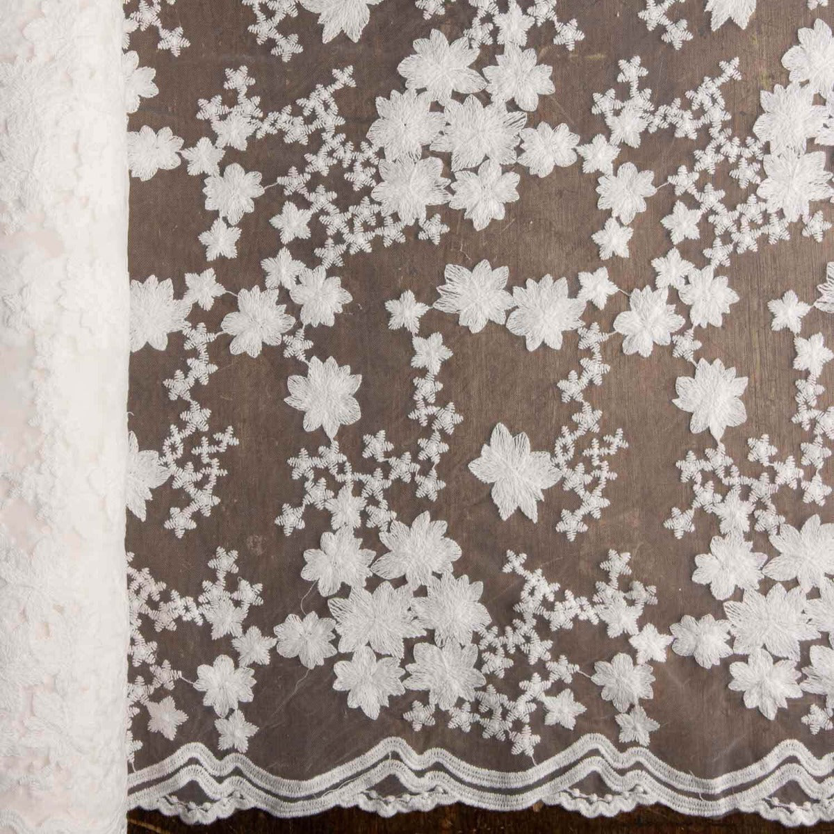 Tul Bordado Hanami - Ribes y Casals