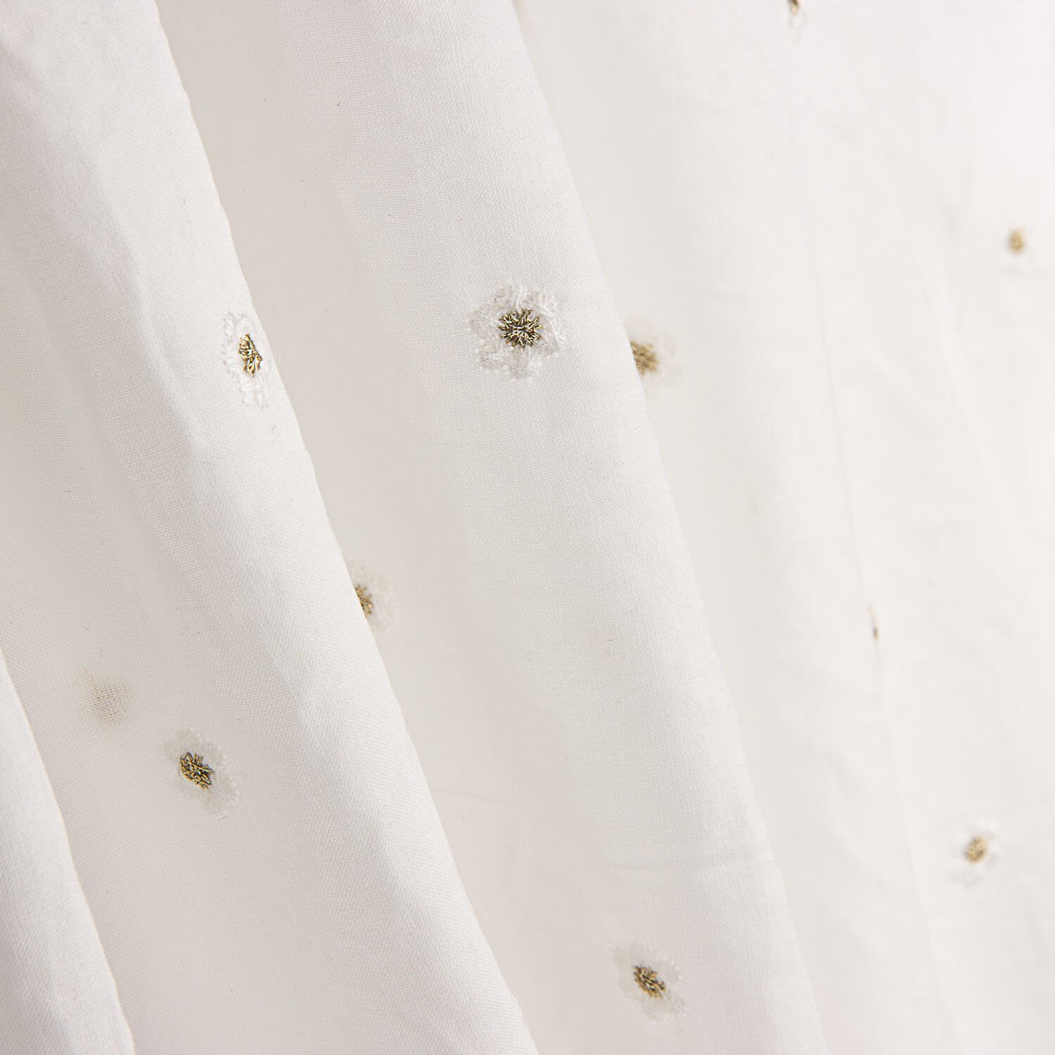 Voile de Algodón Blanco con Bordado Floral y Lúrex Dorado - Ribes y Casals