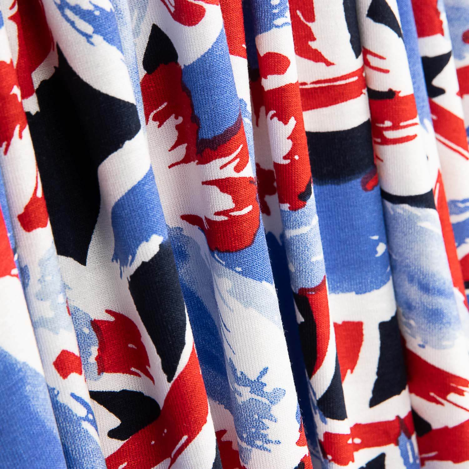 Punto Viscosa Floral Marinero Azul y Rojo - Ribes y Casals