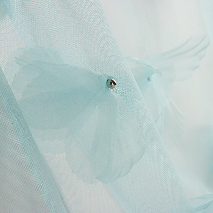 Tul Azul Turquesa con Flores 3D y Perlas - Ribes y Casals
