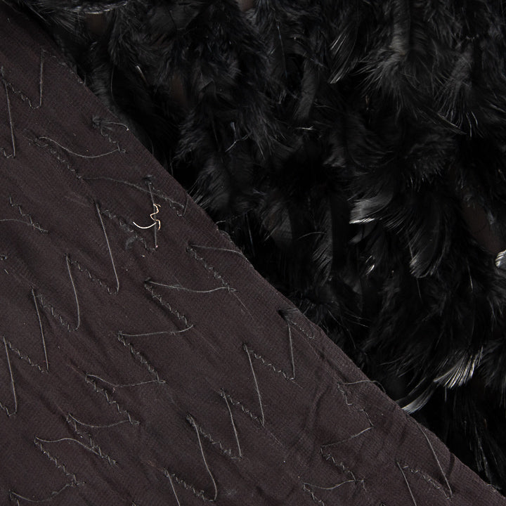 Viscosa Negra con Plumas - Ribes y Casals