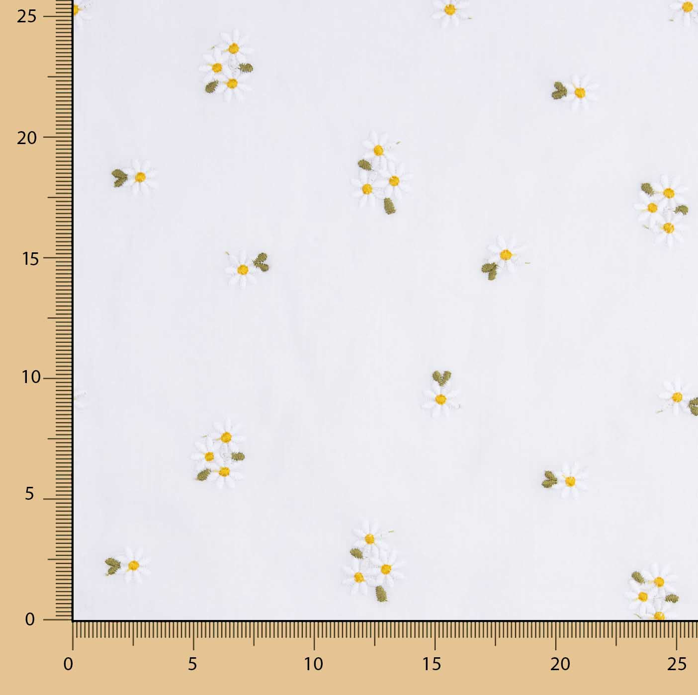 Batista Algodón Bordada Margaritas Blanca - Ribes y Casals