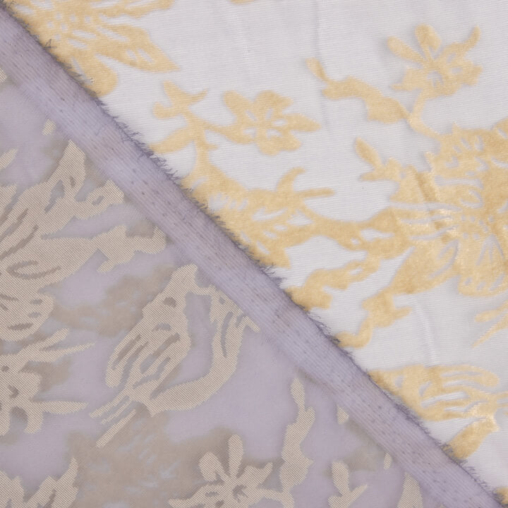 Devoré Floral Beige sobre Gasa Gris Azulada - Ribes y Casals