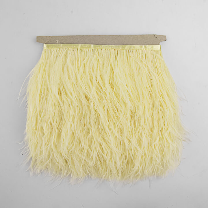 Fleco de Plumas Plus Amarillo Suave - Ribes y Casals