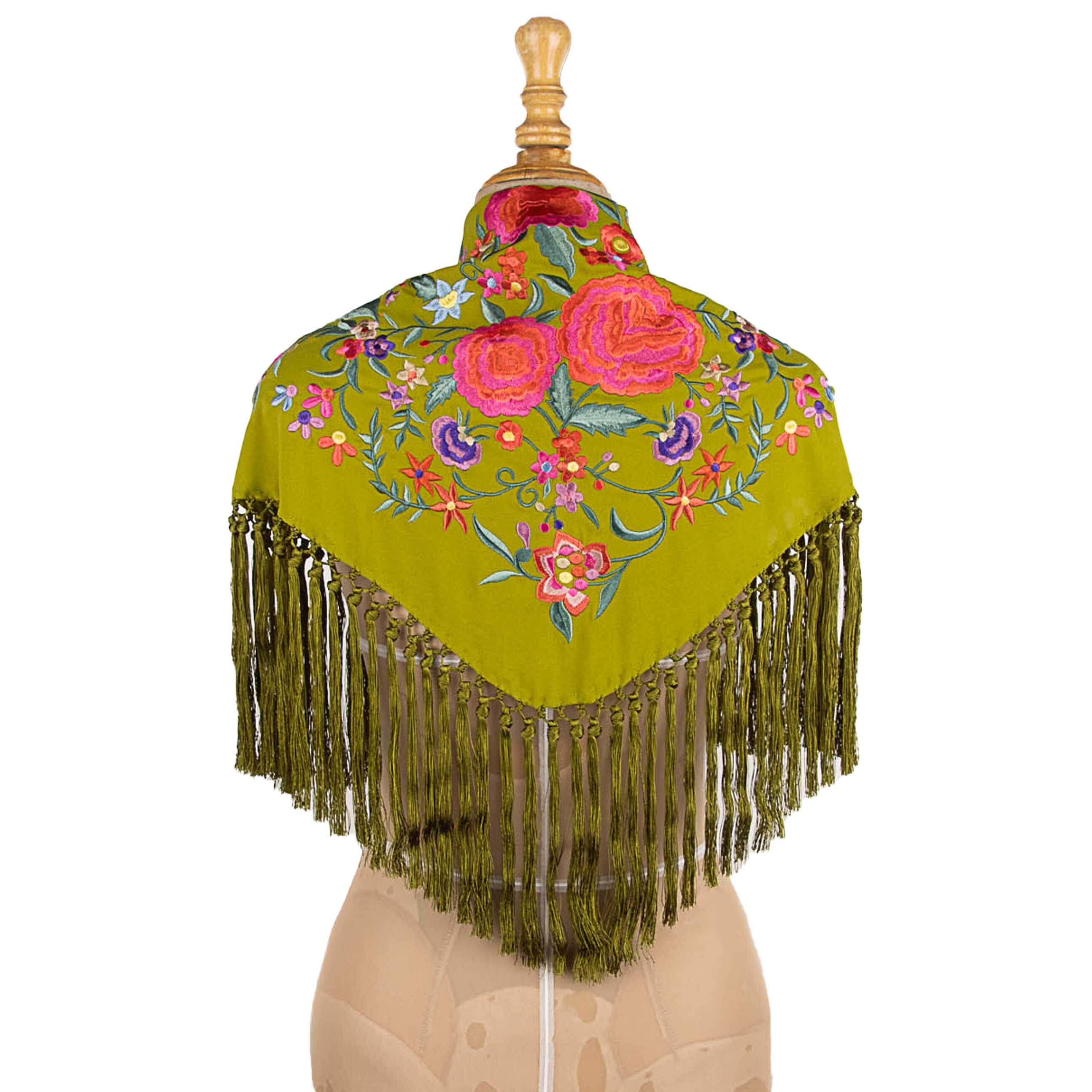 Mantoncillo de Flamenca Verde Aceite Bordado - Ribes y Casals