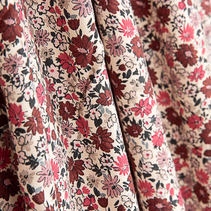 Sarga de Viscosa Estampada Flores Rosa y Burdeos - Ribes y Casals