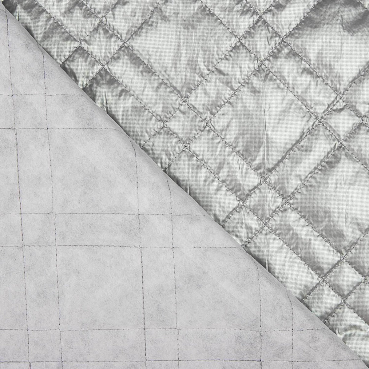 Acolchado Water Repellent Plata - Ribes y Casals