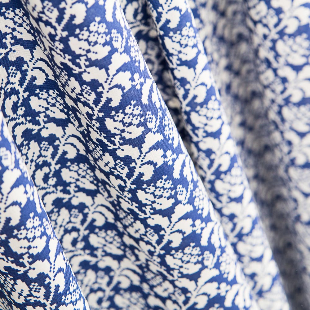 Liberty Fabrics Tana Lawn® Lingoberry - Ribes y Casals