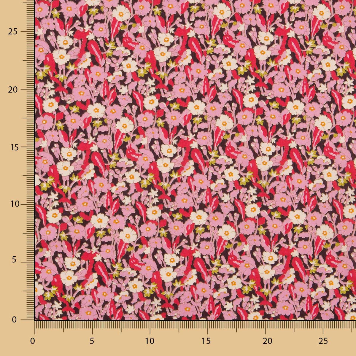 Liberty Fabrics Tana Lawn® Primrose Path - Ribes y Casals