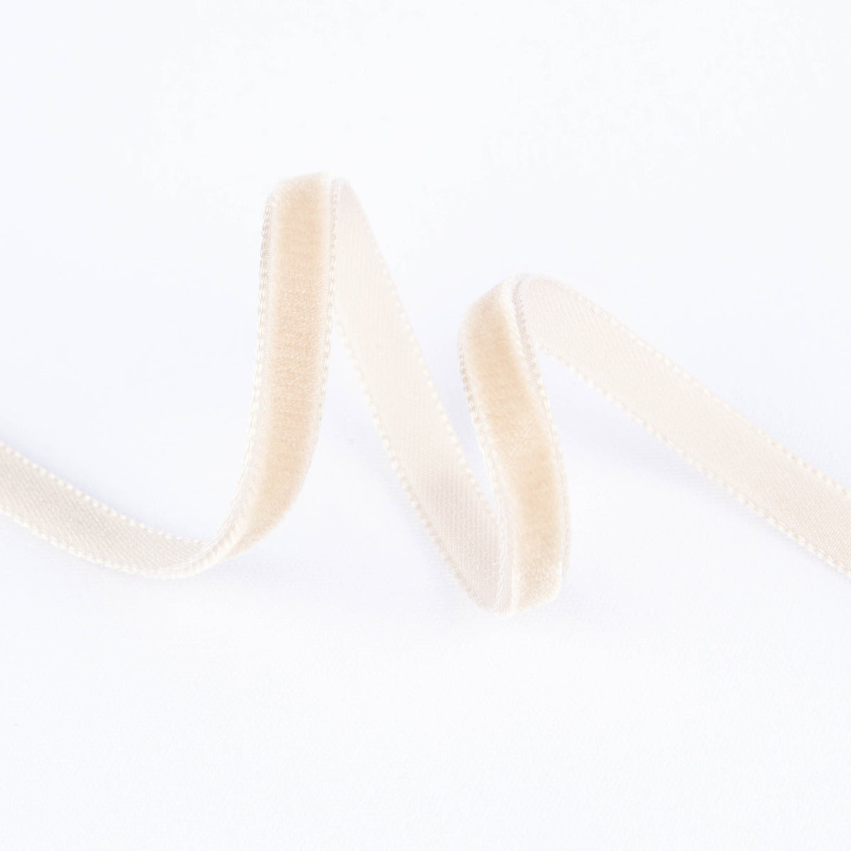 Cinta Terciopelo Beige 7mm - Ribes y Casals