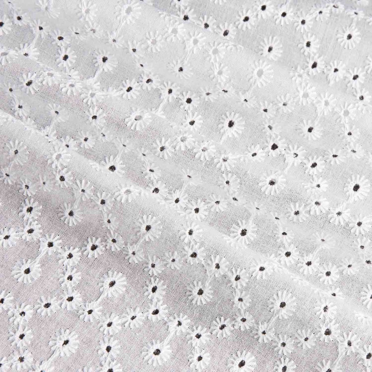 Bordado Suizo Amelie - Ribes y Casals