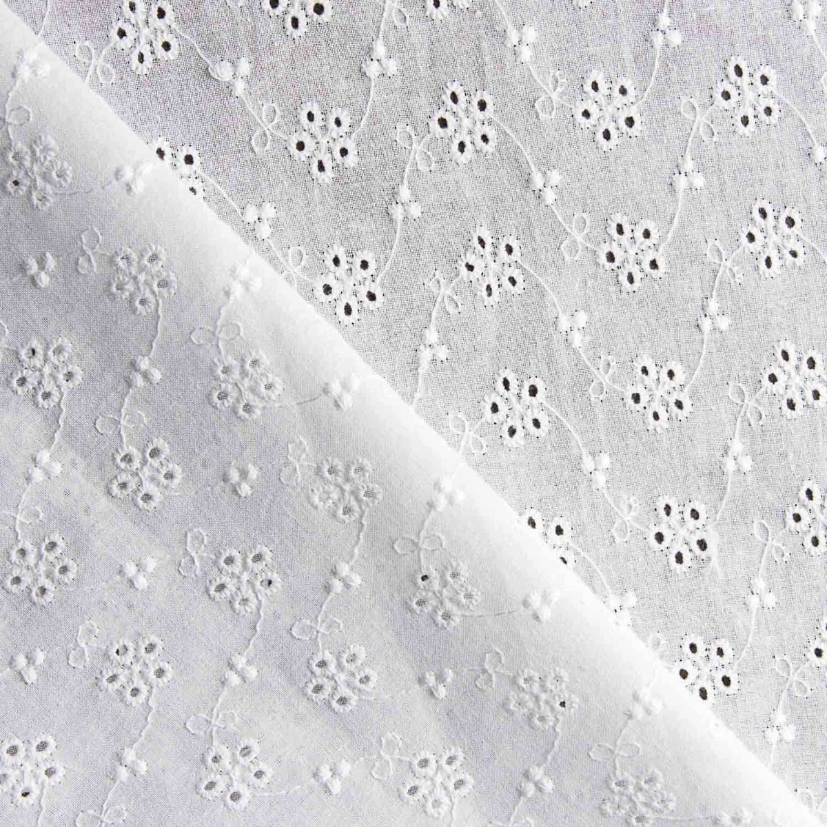 Bordado Suizo Corfus - Ribes y Casals