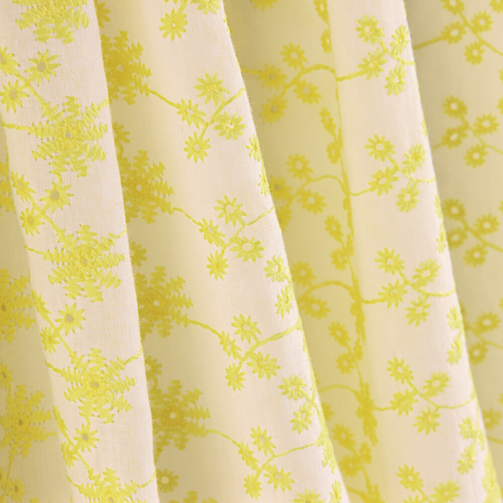 Retal Bordado Suizo Mini Flor Amarillo 45x140 cm - Ribes y Casals