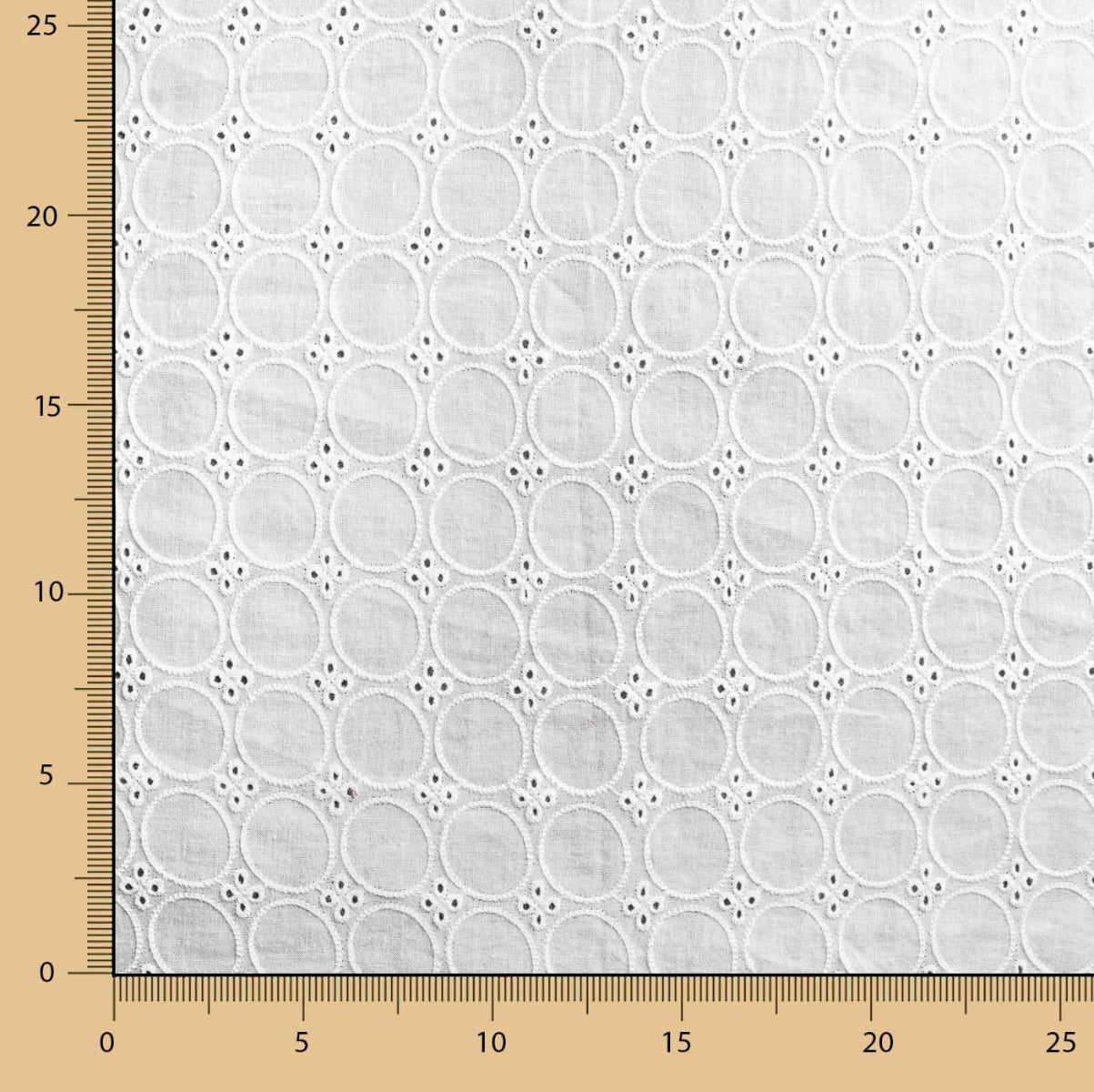 Retal Bordado Suizo Solien 85x145 cm - Ribes y Casals