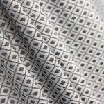 Brocado Geométrico Plata - Ribes y Casals