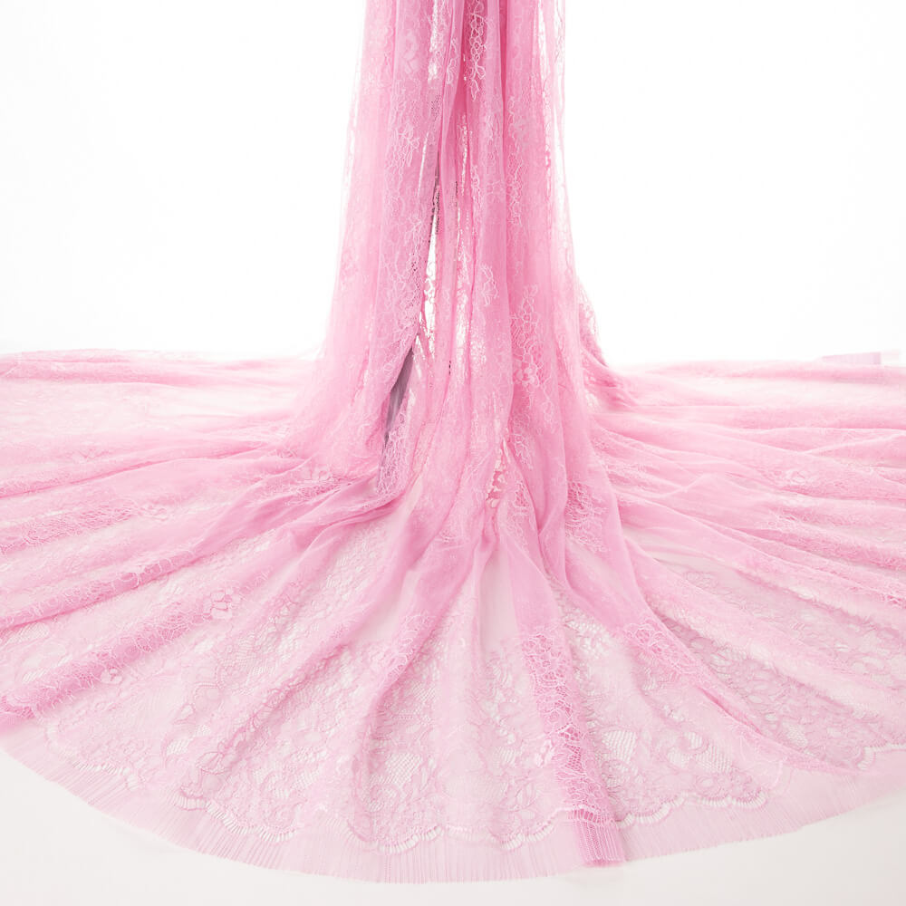 Encaje Chantilly Rosa - Ribes y Casals