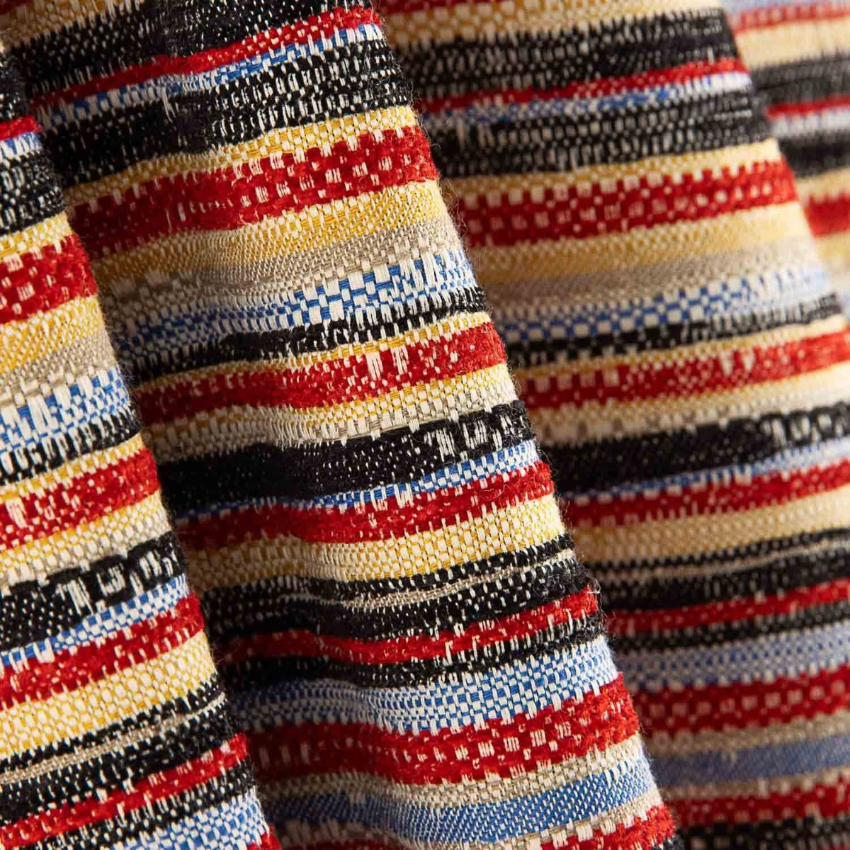 Chenilla Tapicería Rayada Roja - Ribes y Casals