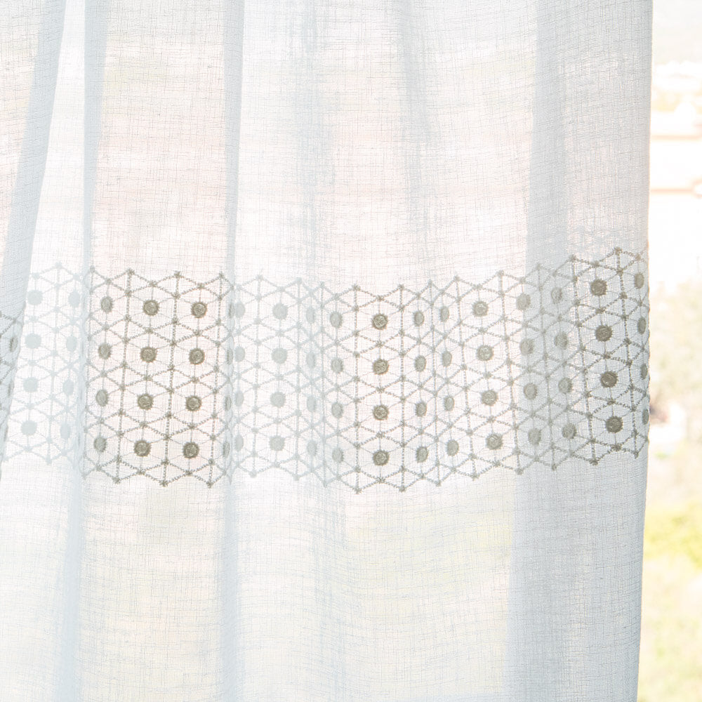 Cortina Bordada Blanco Natural - Ribes y Casals