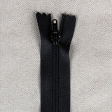 Cremallera Nylon Negra 30CM - Ribes y Casals