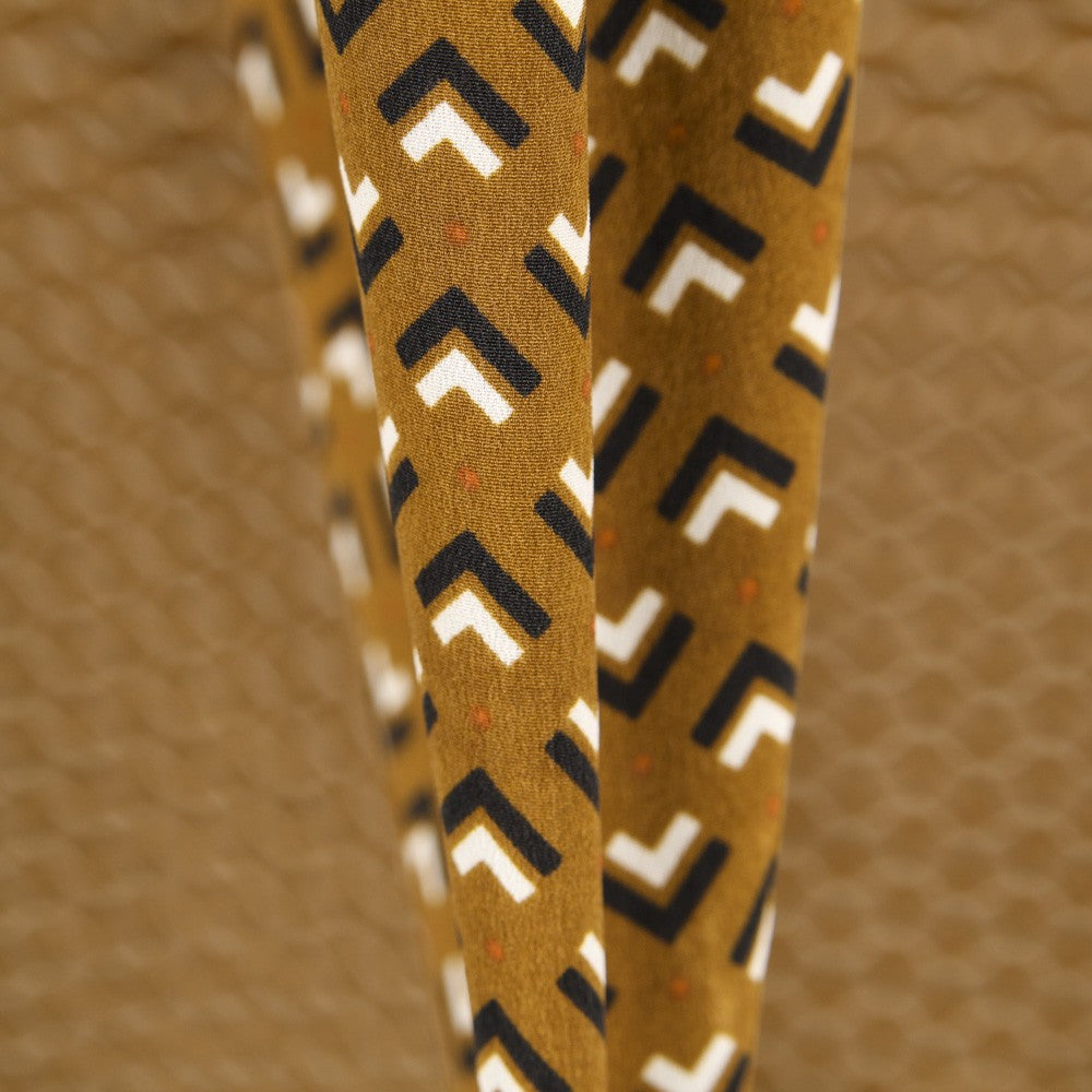 Crep China Geométrico Marrón - Ribes y Casals