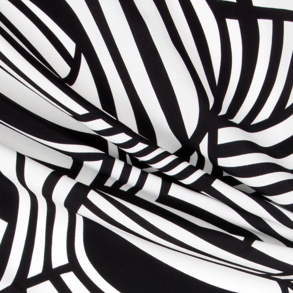 Crepe Minimal Blanca Negra - Ribes y Casals