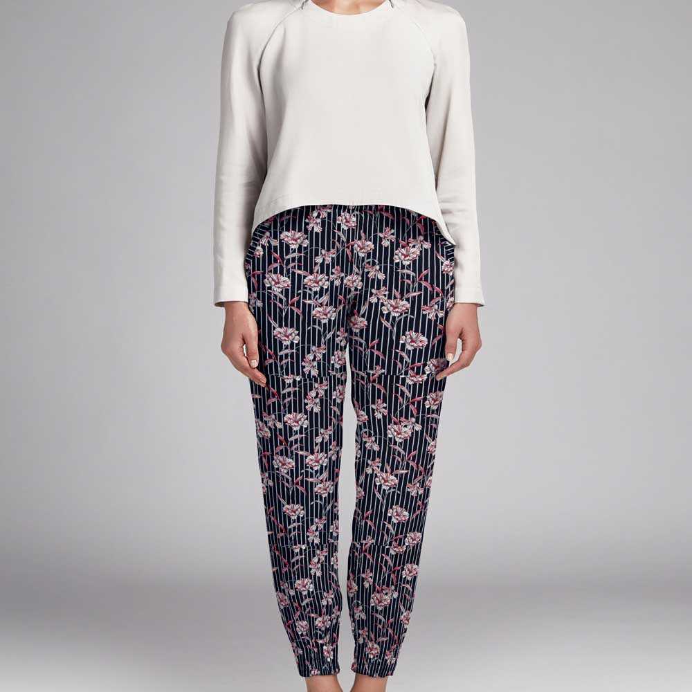 Crepe Rayas Flores Azul - Ribes y Casals