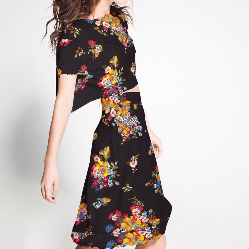 Crepe Viscosa Bouquet Negra - Ribes y Casals