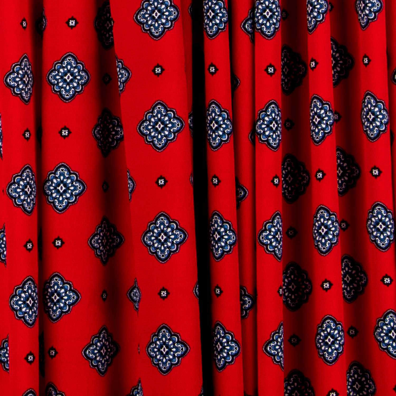 Crepe Viscosa Medallas Roja - Ribes y Casals