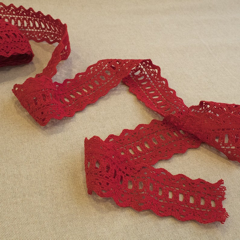 Encaje Bolillo Rojo 55mm - Ribes y Casals